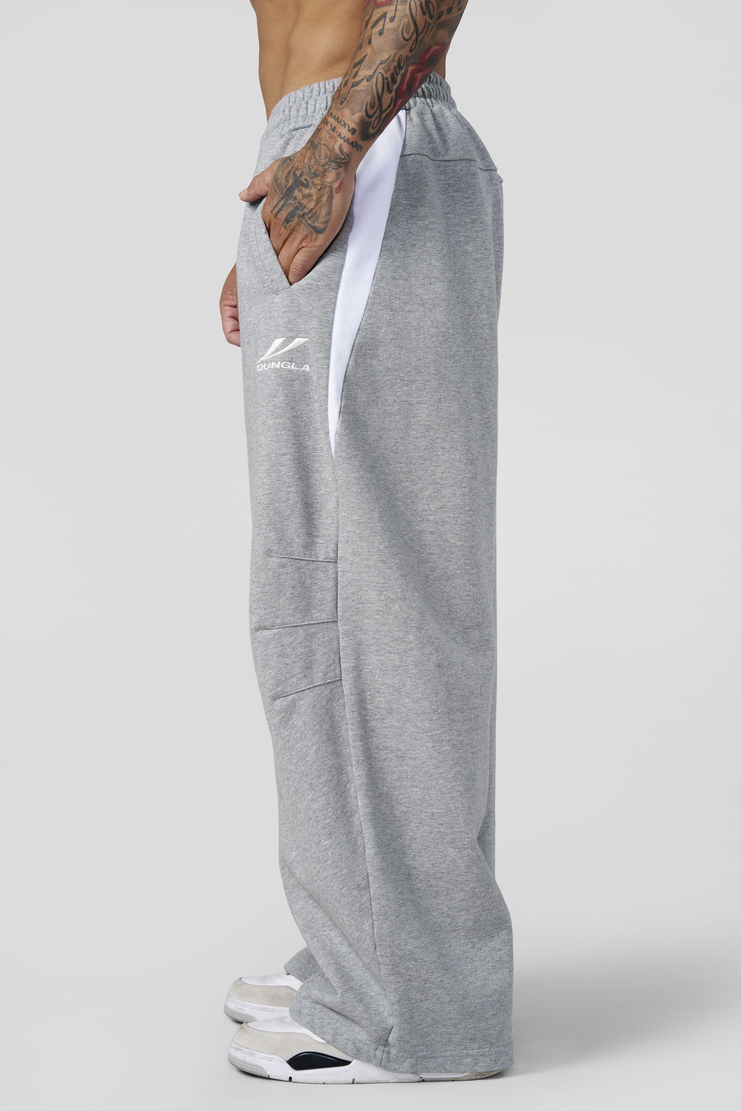 2071 - Baggy Ass Sweats
